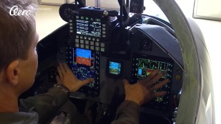 VIDEO: Nová avionika pro L-39NG