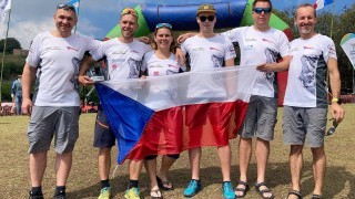 Čeští paraglidisté vezou bronz z MS v Argentině